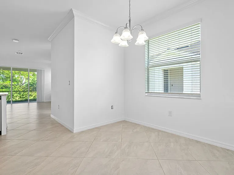 4288 Lemongrass Dr — Photo 10