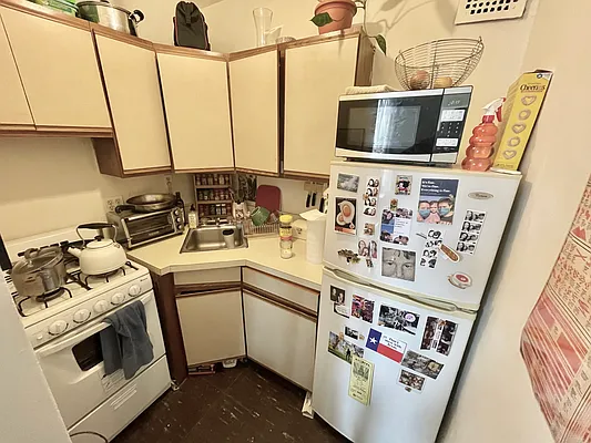 Rented by Prospect Heights Realty, Corp. | media 19