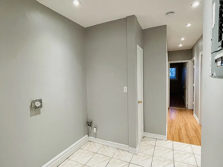 1729 Eglinton Ave W #1739 — Photo 18
