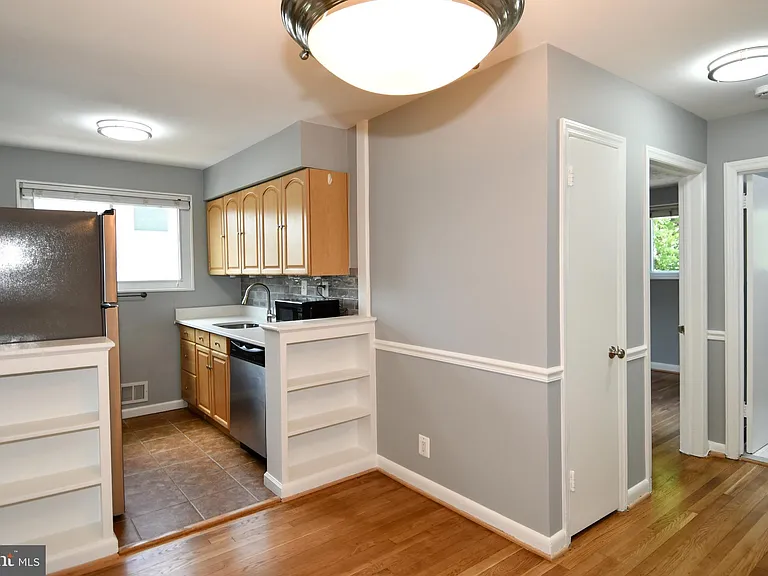 4710 Queensbury Rd #2 — Photo 22