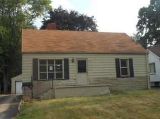 1654 S Heights Ave, Youngstown, OH