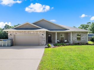 2656 Lincoln Rd, Navarre, FL 32566