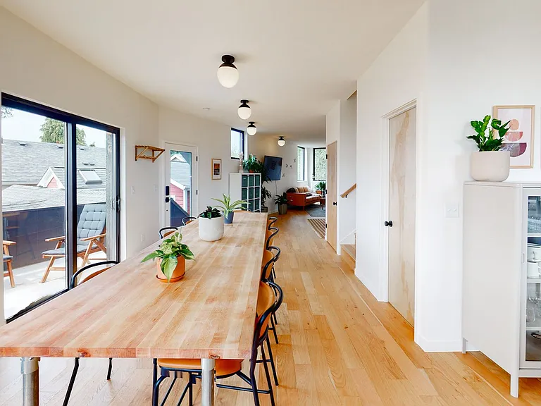 1235 N Prescott St #B202 — Photo 22