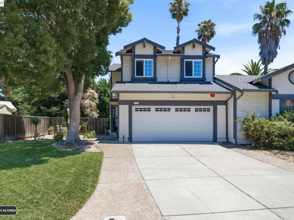 578 Mulqueeney St, Livermore, CA 94550