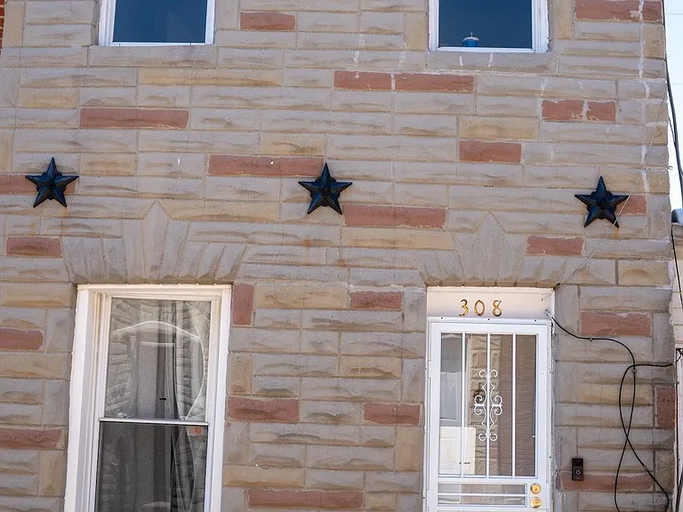 308 S Castle St — Photo 14