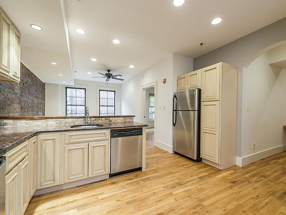 2nd image of 109 S Gay St #2