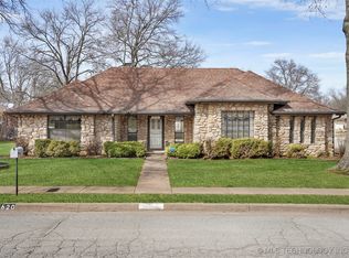 4620 Rolling Meadows Rd, Bartlesville, OK 74006