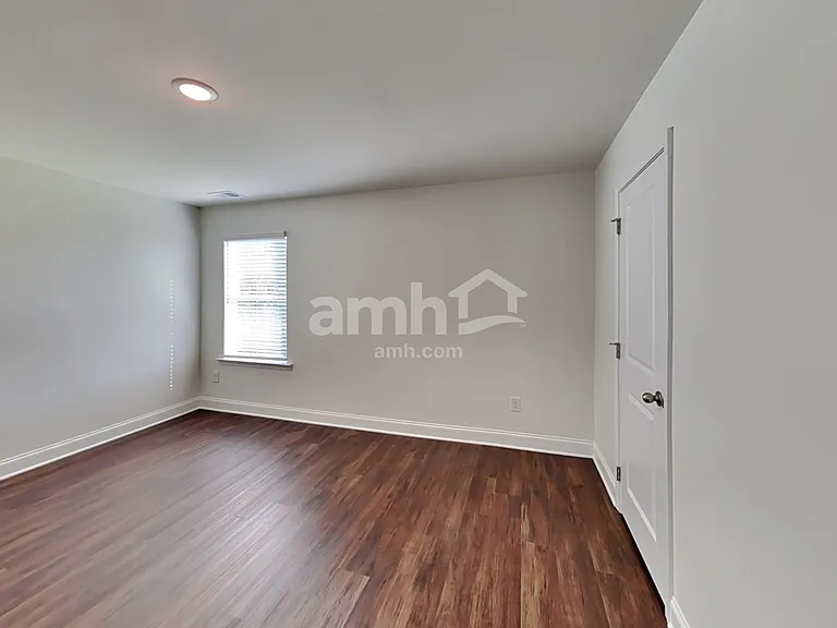 269 Willow Ln — Photo 16