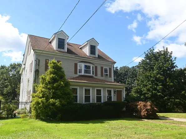 49 Village St, Medway, MA 02053
