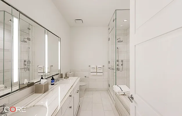 Rented by CORE | media 34