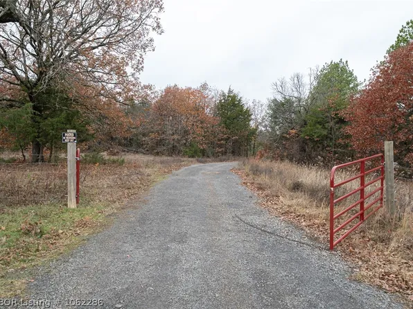 30003 Wildhorse Rd, Shady Pt, OK 74956