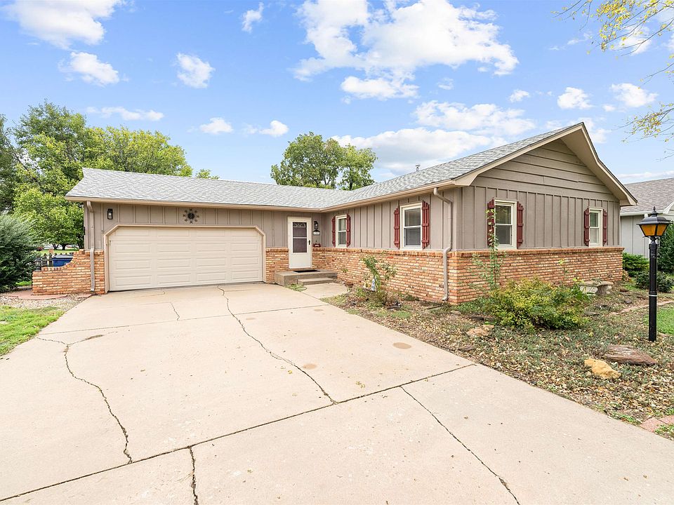 1st image of 1307 Parkwood Dr