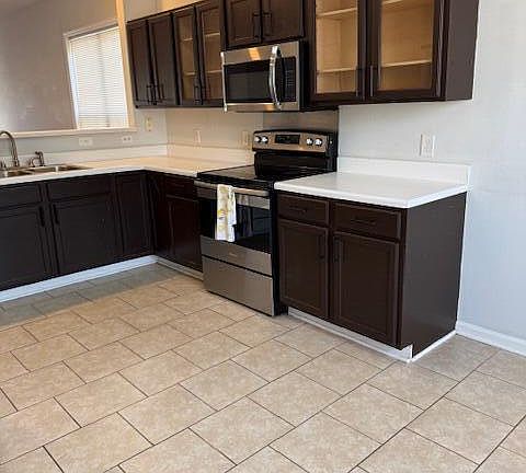 5th image of 2036 Turtle Point Dr