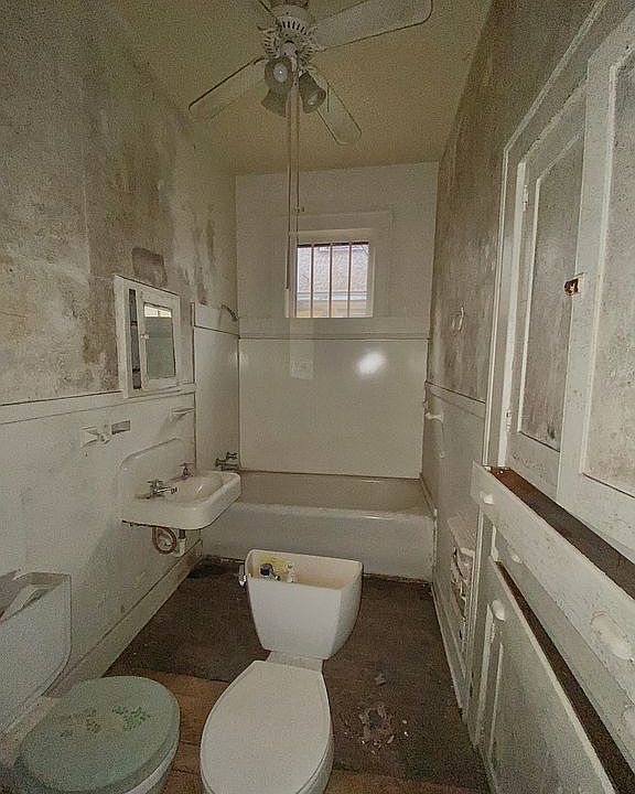 13th image of 803 W 20th Ave