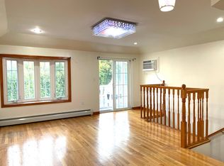 23017 Horace Harding Expy, Oakland Gardens, NY 11364