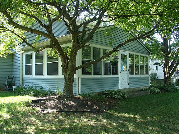 Sun room from NW corner