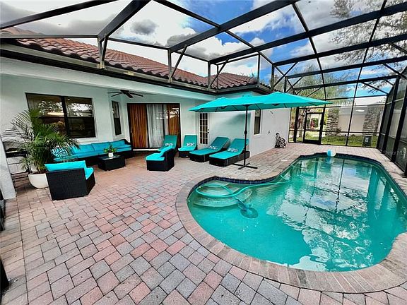 4th image of 403 Villa Sorrento Cir