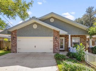 808 Pine Alley St, Fort Walton Beach, FL 32547