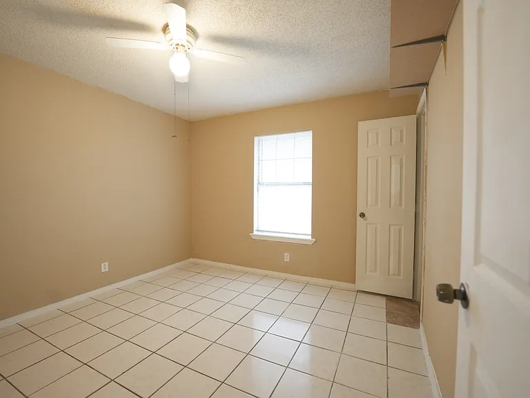 6354 Queens Castle #2 — Photo 6
