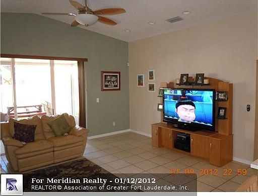 3rd image of 1603 W Harmony Lake Cir