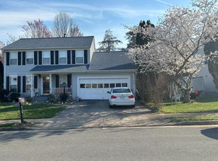 6213 Oaklawn Ln, Woodbridge, VA 22193