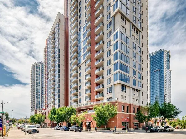 1053 E 10th St SW #513, Calgary, AB T2R 1S6