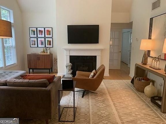 4th image of 3636 Habersham Rd NW APT 2307