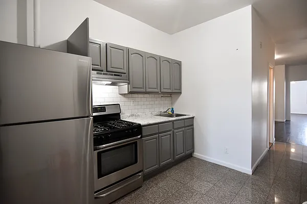 Rented by The Agency | media 4