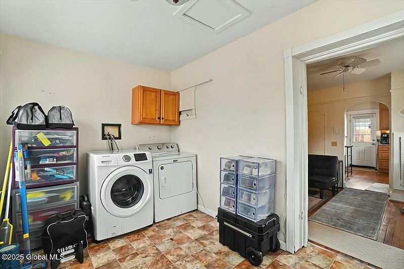 5th image of 25 Hampton Avenue