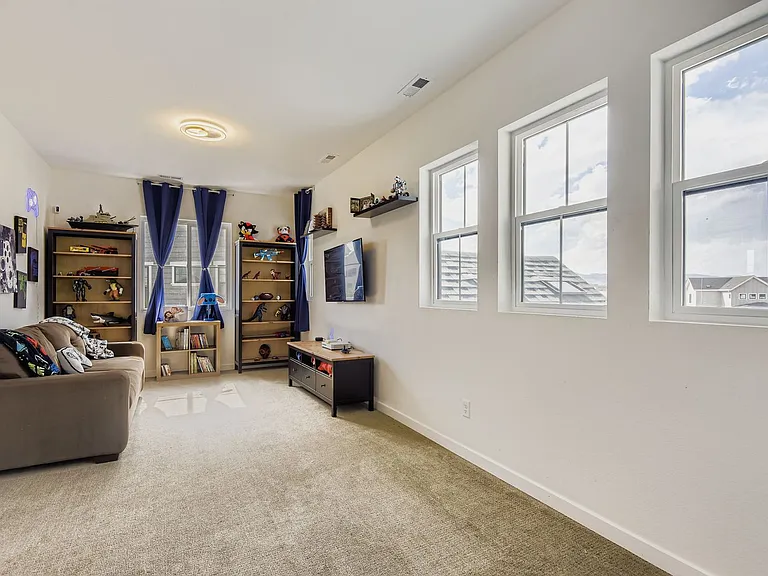 9022 Moondance Dr — Photo 19