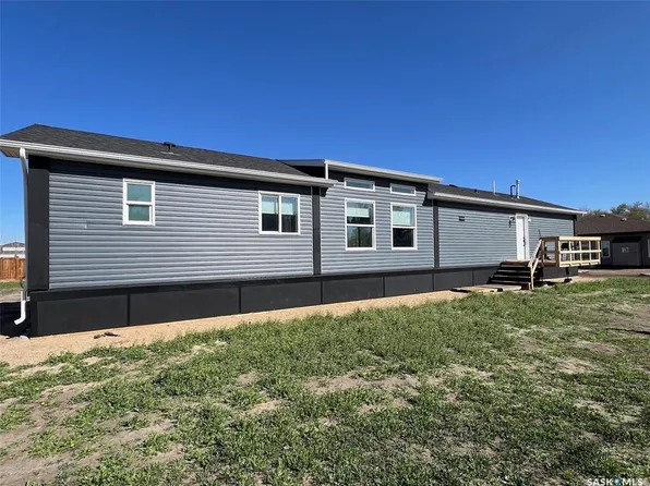 215 1st STREET W, Meota, SK S0M 1X0