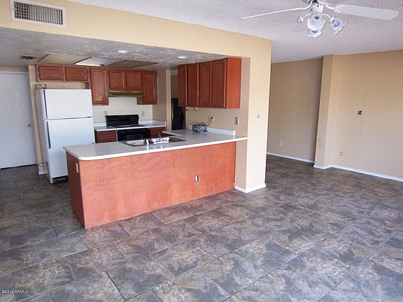 3rd image of 7540 W College Dr
