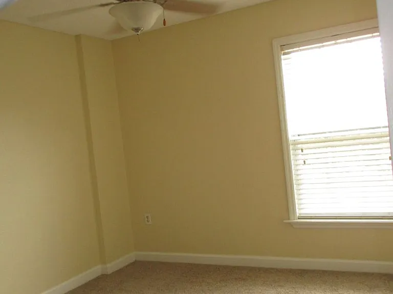 2065 Dixie Belle Dr #N — Photo 10