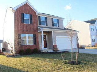 1208 Parsons Ct, Pataskala, OH 43062