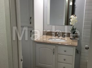 5403 Newcastle Ave APT 4, Encino, CA 91316