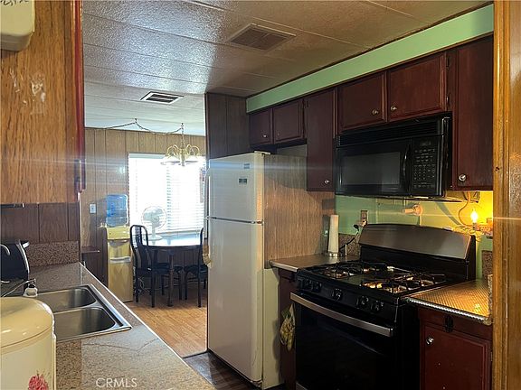 5th image of 718 Sycamore Ave Spc 21