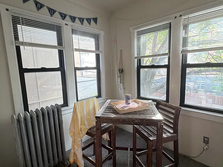 3526 N Bosworth Ave #2 — Photo 7
