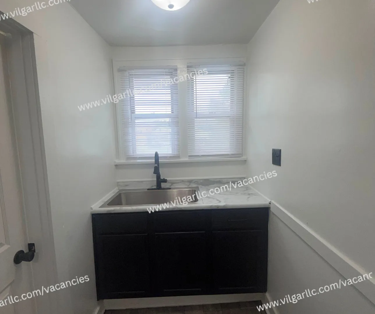 5035 Tod Ave — Photo 4