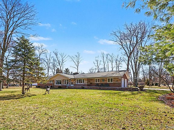 2nd image of 5700-24 Mile Rd