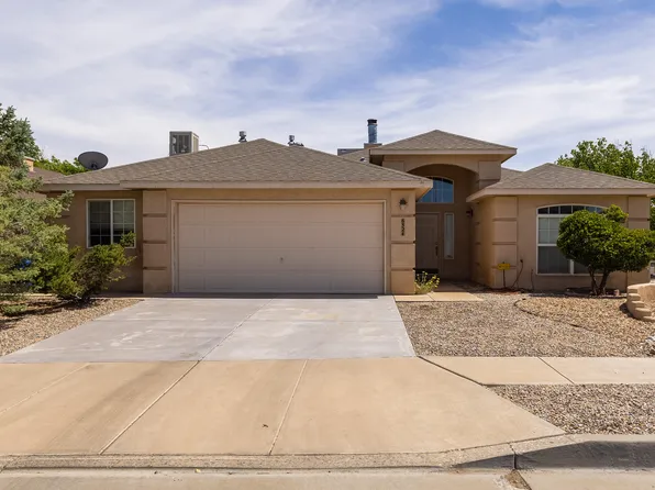 6324 Amberside Rd NW, Albuquerque, NM 87120