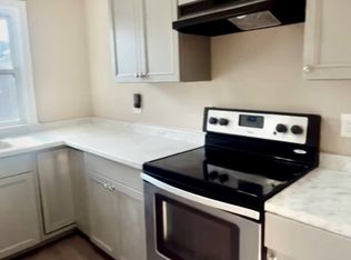 94 Chatham St Floor 1, Lynn, MA 01902