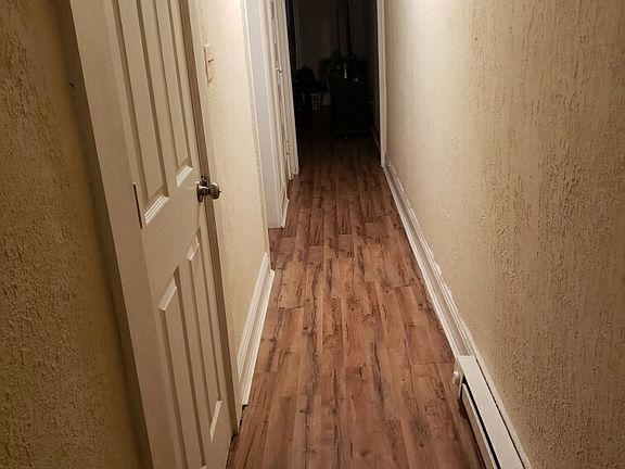 3rd image of 846 Lake Ave