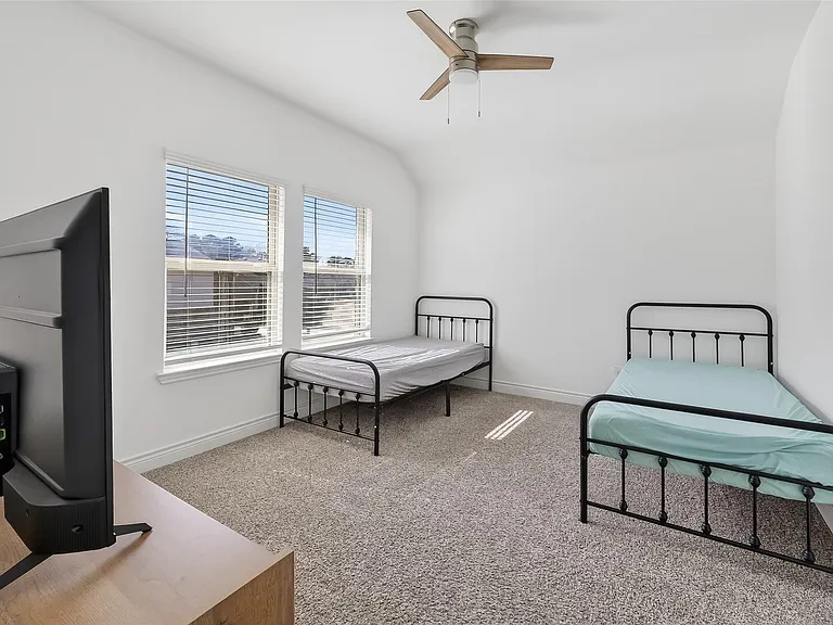 963 Youth Water Rd — Photo 32