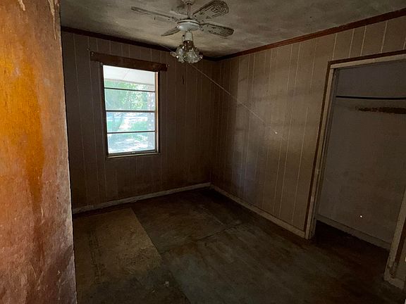 5th image of 1005 East Ave