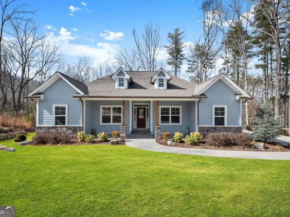 562 Yonah Lake Dr, Sautee Nacoochee, GA 30571