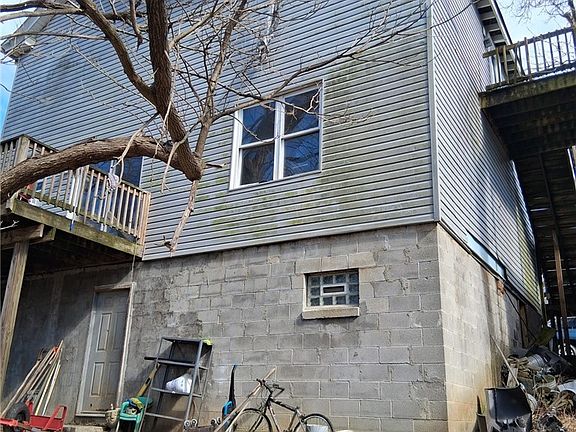 2nd image of 10 Euclid Ave