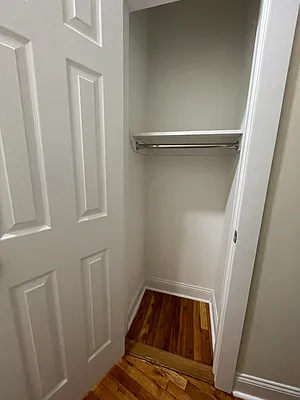 Rented by Karten Real Estate Services LLC | media 15