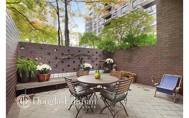 Sold by Douglas Elliman | media 4