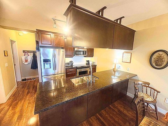 2nd image of 11887 Burnett St #312