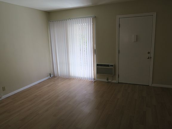 4th image of 1710 Laurel Canyon Blvd APT 8